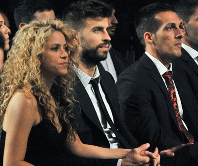 Bộ đôi Pique – Shakira bị tống tiền bằng clip sex?