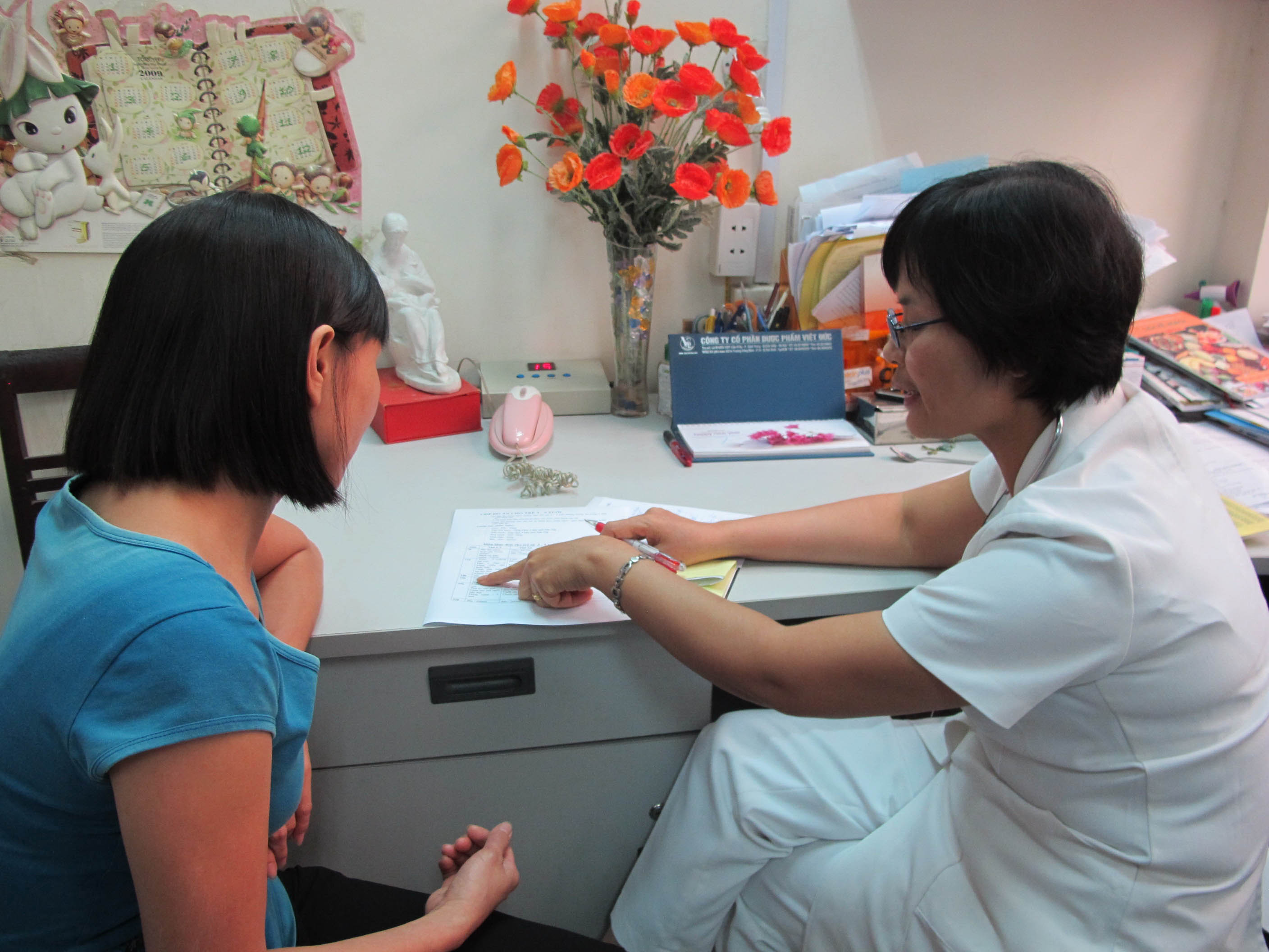 Nhiều người d&acirc;n th&agrave;nh phố t&igrave;m đến c&aacute;c cơ sở tư vấn dinh dưỡng để được tư vấn về c&aacute;ch ăn uống (Ảnh chỉ c&oacute; t&iacute;nh minh họa)