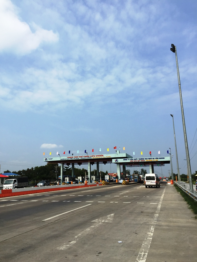 Chiều từ Tiền Giang về TP HCM lại vắng xe