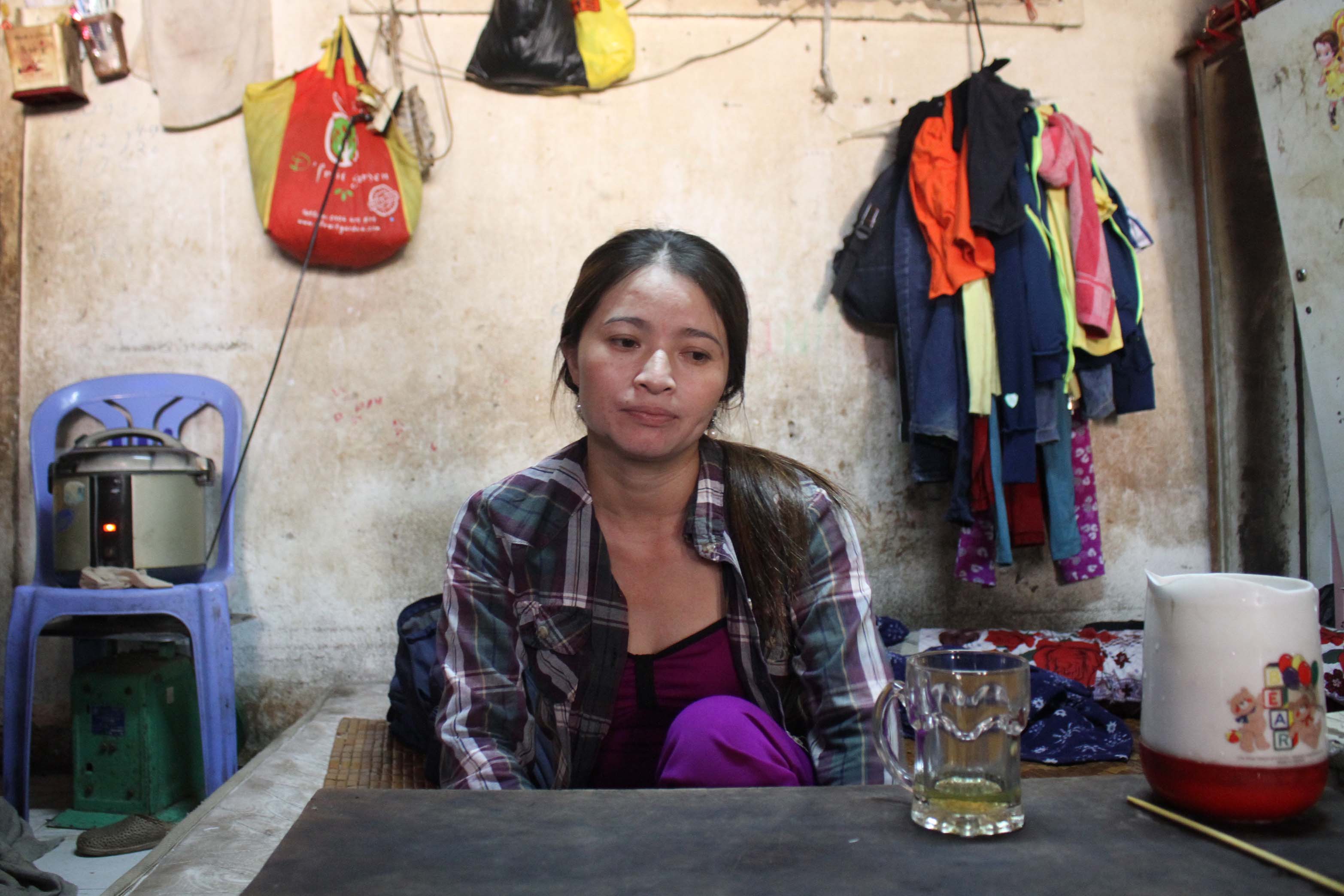 Tuy nhiên đâu đó trên gương mặt chị vẫn còn nét đượm buồn