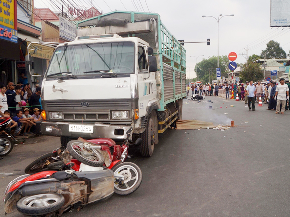 Hiện trường một vụ tai nạn giao thông nghiêm trọng - Ảnh minh họa