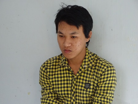 Đâm công an không được, mua “bom xăng” trả thù