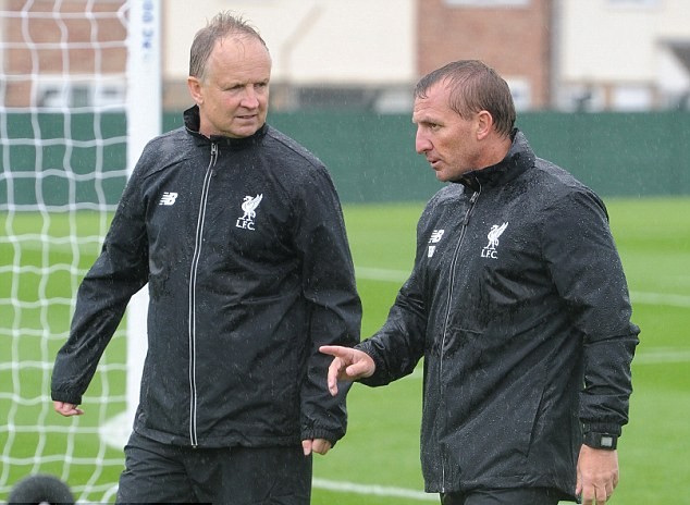 C&oacute; lẽ HLV Rodgers đang t&iacute;nh đến phương &aacute;n t&igrave;m người thay thế Sterling