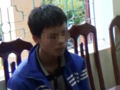 Từ nước ngoài về rủ người yêu 14 tuổi nếm "trái cấm"