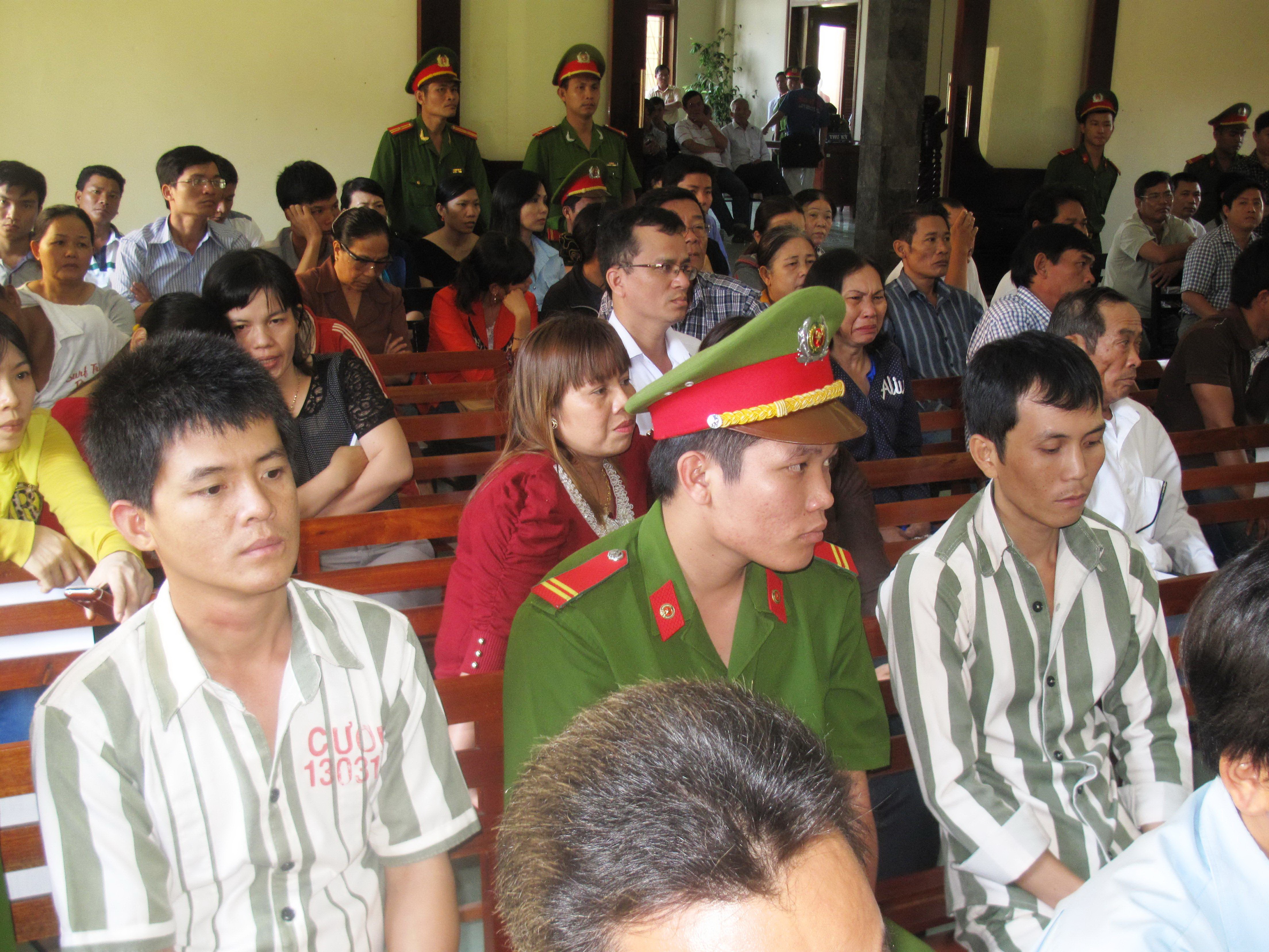 HĐXX triệu tập cả 2 phạm nh&acirc;n Ng&ocirc; Thanh Sơn v&agrave; Trần Minh Cường ra t&ograve;a l&agrave;m chứng trong vụ Ng&ocirc; Thanh Kiều 