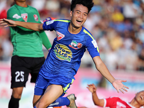 HAGL hồi sinh từ bóng chết