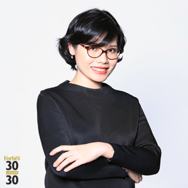 Khi s&aacute;ng lập Emerald Consulting năm 2009, Thi Anh Đ&agrave;o 24 tuổi, s&aacute;u năm qua c&ocirc; c&ugrave;ng đồng sự đưa Emerald th&agrave;nh c&ocirc;ng ty khởi nghiệp trẻ ph&aacute;t triển đột ph&aacute; trong lĩnh vực truyền th&ocirc;ng tiếp thị số (digital marketing) tại Việt Nam.