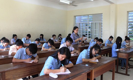 Quyết định "chữa cháy" gây bất an