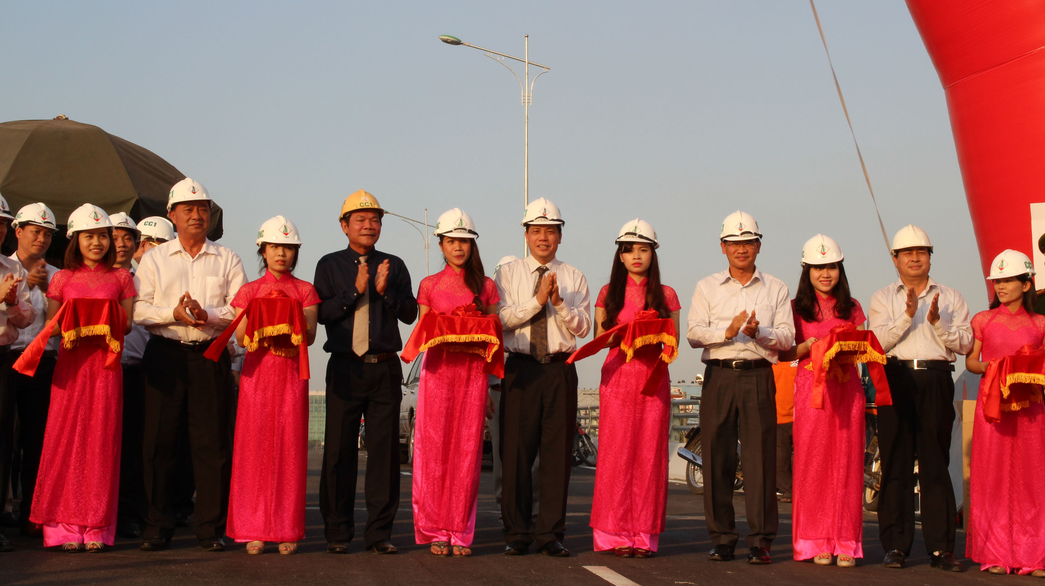 Cầu vượt Amata kh&aacute;nh th&agrave;nh được kỳ vọng giải tỏa một điểm đen tr&ecirc;n Quốc lộ 1