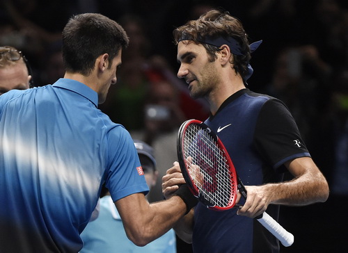 Đương kim vô địch Djokovic thua trắng á quân Federer