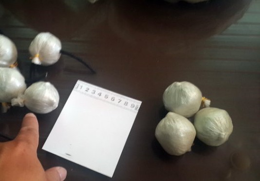 Thuốc nổ phát nổ ngay "hạ bộ"