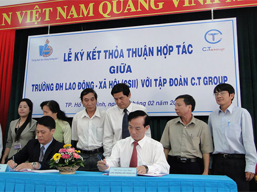 Liên kết với gần 50 doanh nghiệp hỗ trợ sinh viên