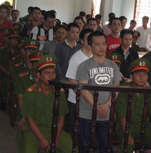 52 giang hồ Cần Thơ hầu tòa