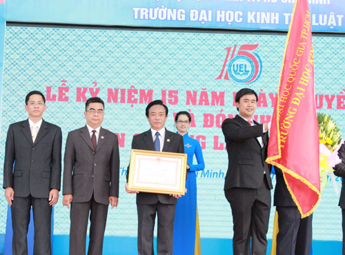 Trường ĐH Kinh tế - Luật đào tạo hơn 20.000 cử nhân