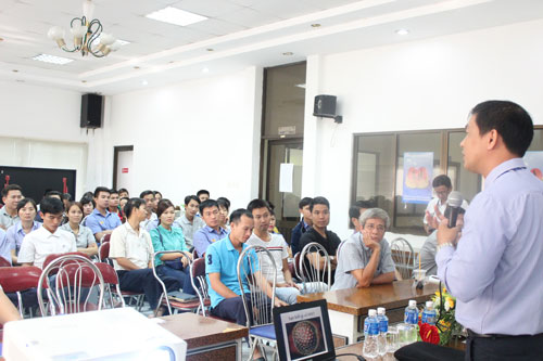 Tuyên truyền về HIV/AIDS cho người lao động