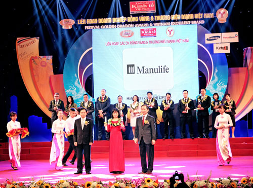 Manulife Việt Nam nhận giải thưởng Rồng Vàng