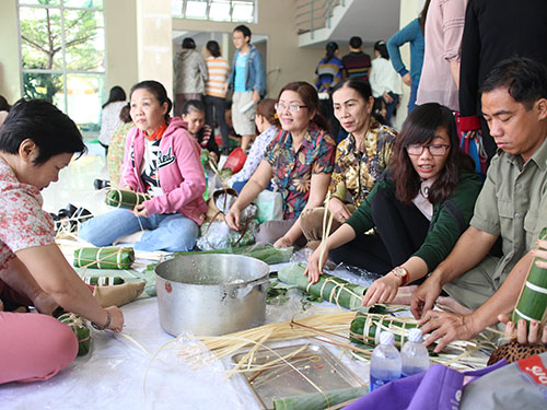 Gần 800 triệu đồng chăm lo Tết cho CNVC-LĐ