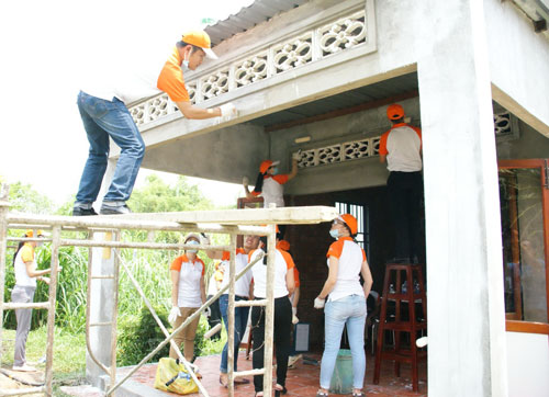 Chung tay vì người nghèo
