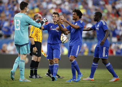 Chelsea gỡ h&ograve;a 1-1 trong giờ đấu ch&iacute;nh thức
