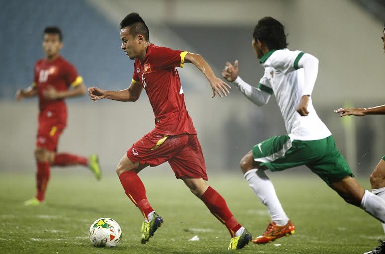 Huy Toàn suýt ghi bàn cho Vi&ecirc;̣t Nam
