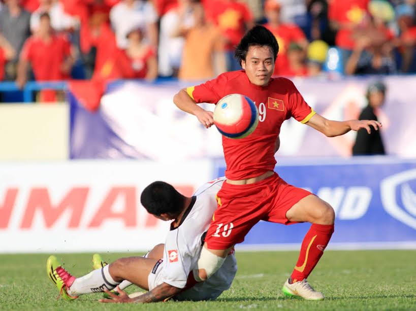 Tiền đạo Văn To&agrave;n trận n&agrave;y k&eacute;m duy&ecirc;n d&ugrave; c&oacute; nhiều cơ hội