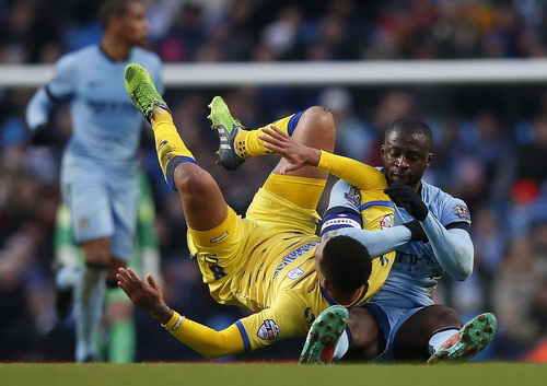 Trận đấu khó khăn cho Toure và Man City