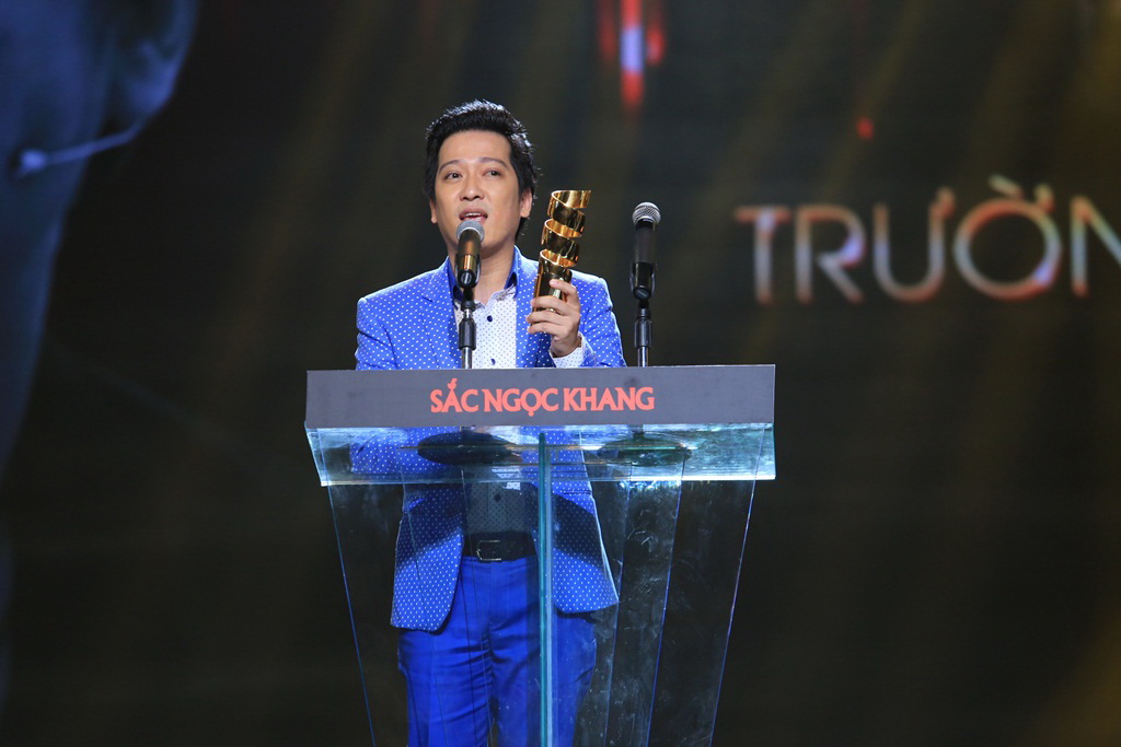 X&uacute;c động ph&aacute;t biểu tại lễ trao giải