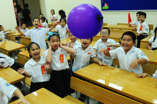 Đủ kiểu khổ vì BHYT học đường