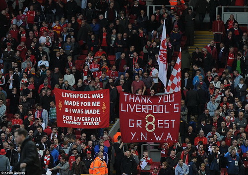 Người hâm mộ Liverpool tri ân Gerrard