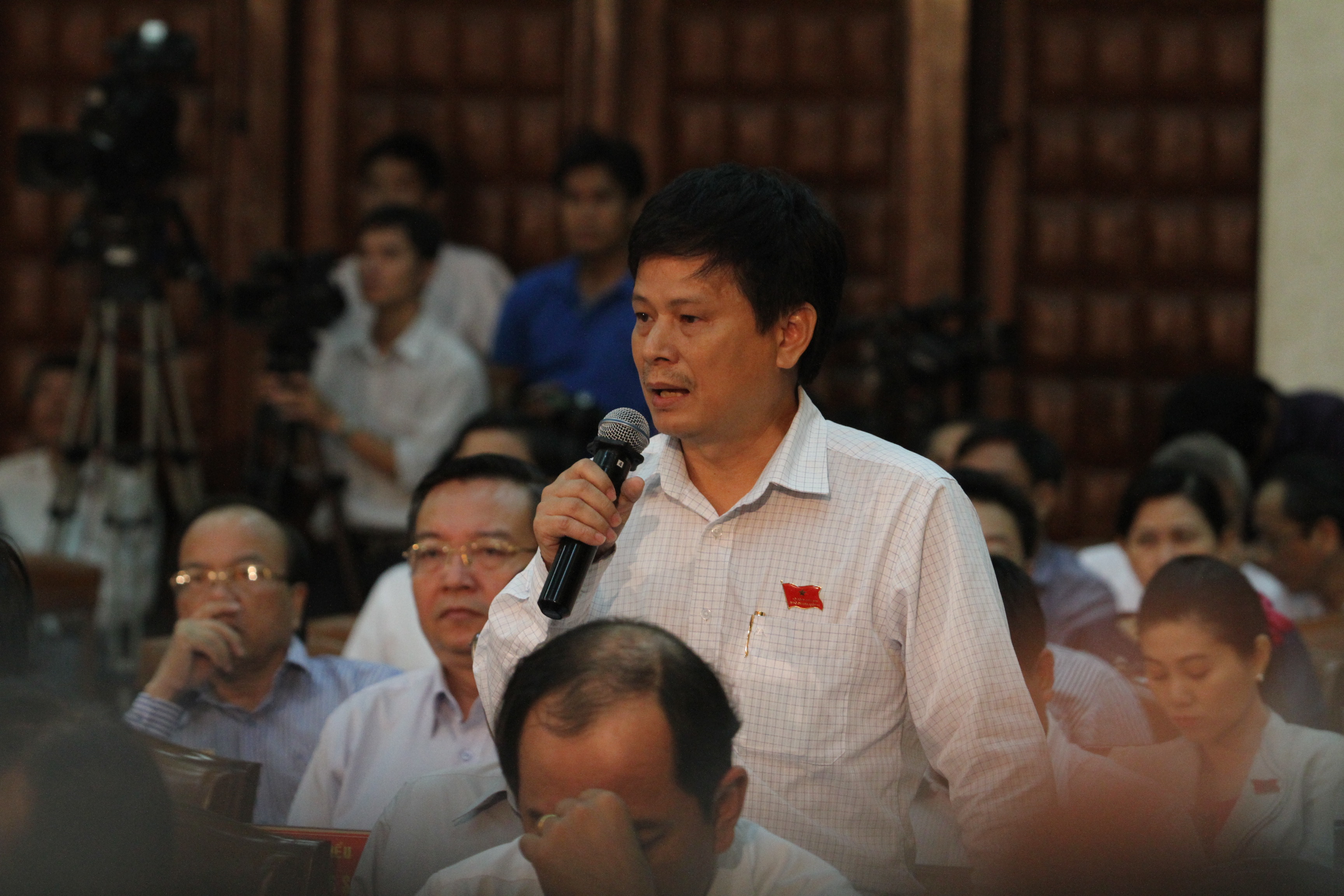 ĐB Tr&acirc;n Trọng Dung: Hủy &aacute;n dồn dập như vậy l&agrave; kh&ocirc;ng thể chấp nhận được