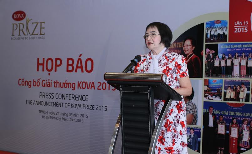 PGS-TS Nguyễn Thị Hoè phát biểu tại buổi công bố giải thưởng Kova