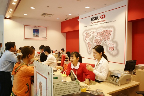 HSBC hoàn tiền cho chủ thẻ tín dụng