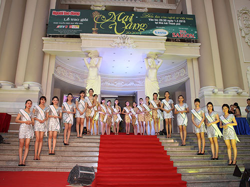 Hình ảnh đầu tiên tại Lễ trao Giải Mai Vàng lần thứ 20-2014