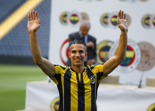 Van Persie đ&atilde; phải ra đi, đầu qu&acirc;n cho Fenerbahce ở Thổ Nhĩ Kỳ