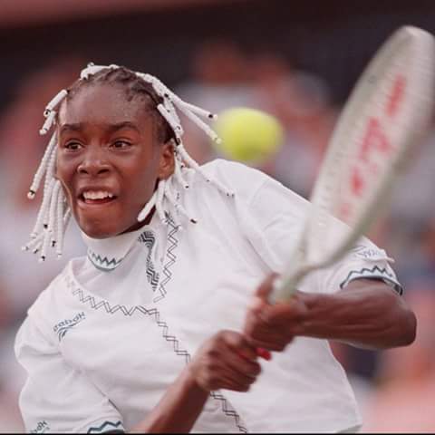 Trước đ&acirc;y Venus l&agrave; thảm họa thời trang tại Wimbledon