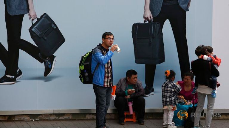 Lệnh hạn chế sẽ sớm có hiệu lực. Ảnh: Reuters