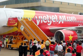 Phạt tiền nhân viên Vietjet từ chối vận chuyển khách khuyết tật