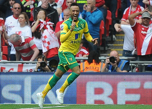 Nathan Redmond ghi b&agrave;n ấn định chiến thắng 2-0