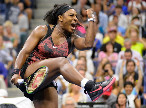 Khởi đầu khó khăn cho Serena và Djokovic
