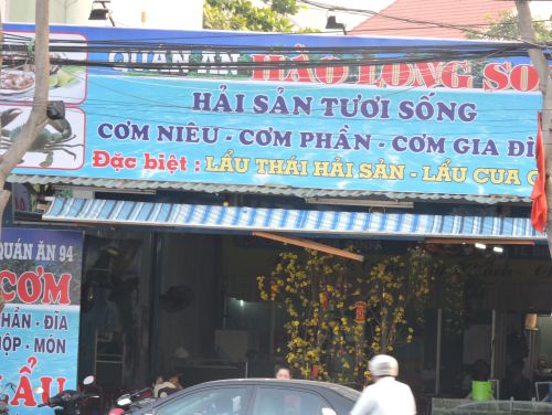 Té ngửa với bữa ăn khuya ở Vũng Tàu có giá 22 triệu đồng