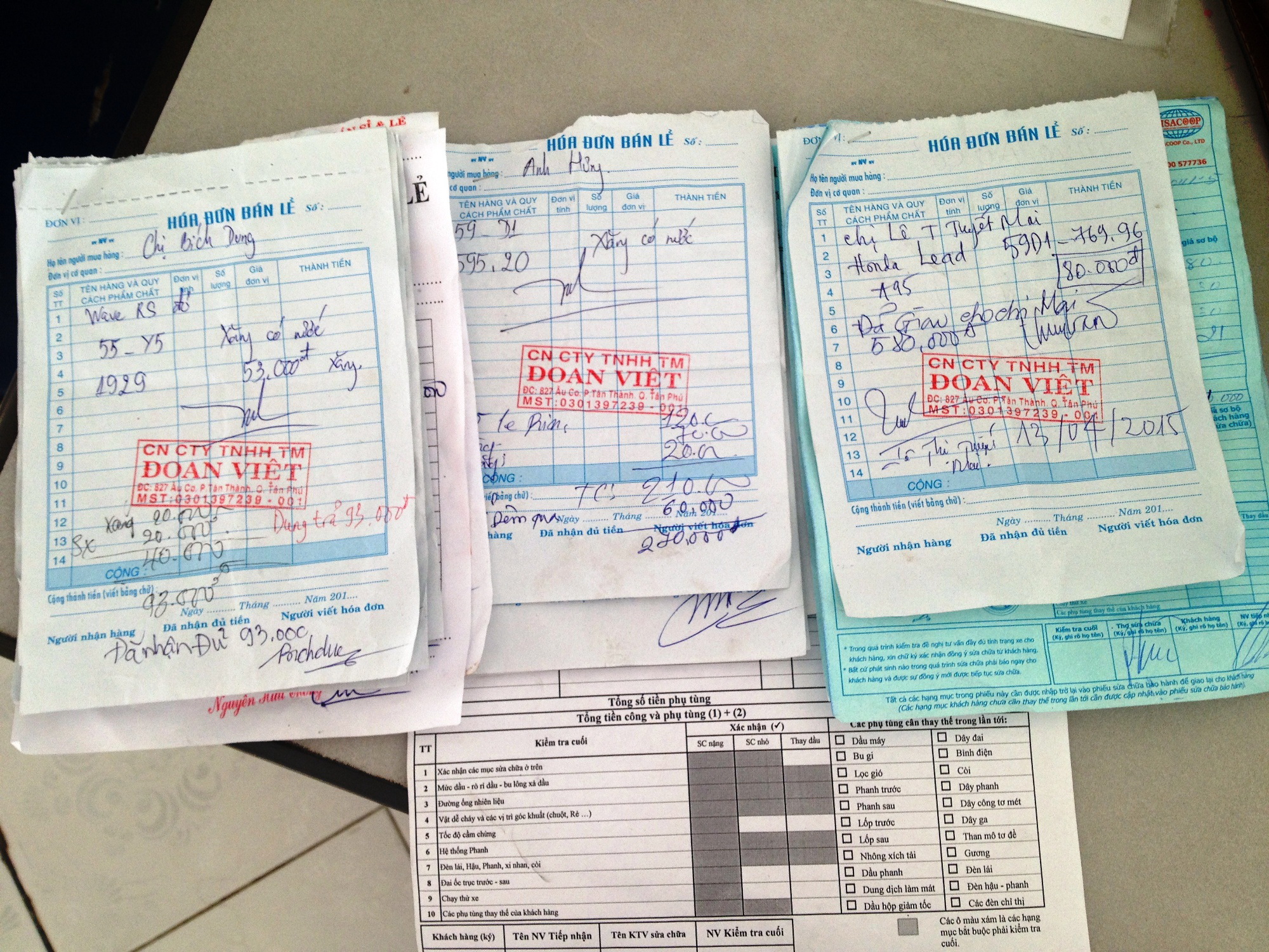Hóa đơn của 40 khách hàng đã được cây xăng đề bù.