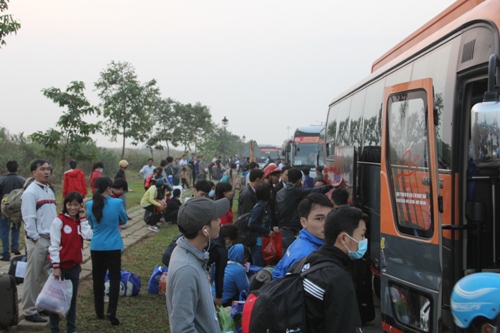 CHƯƠNG TRÌNH TẤM VÉ NGHĨA TÌNH: Chuyến xe đoàn tụ