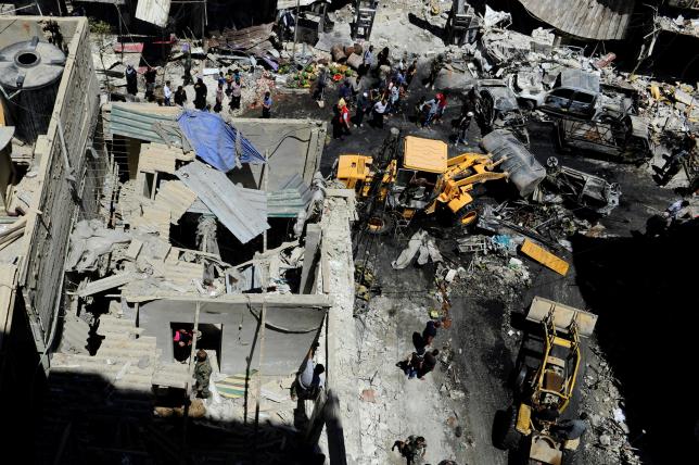 IS đánh bom kép gần đền thiêng Syria