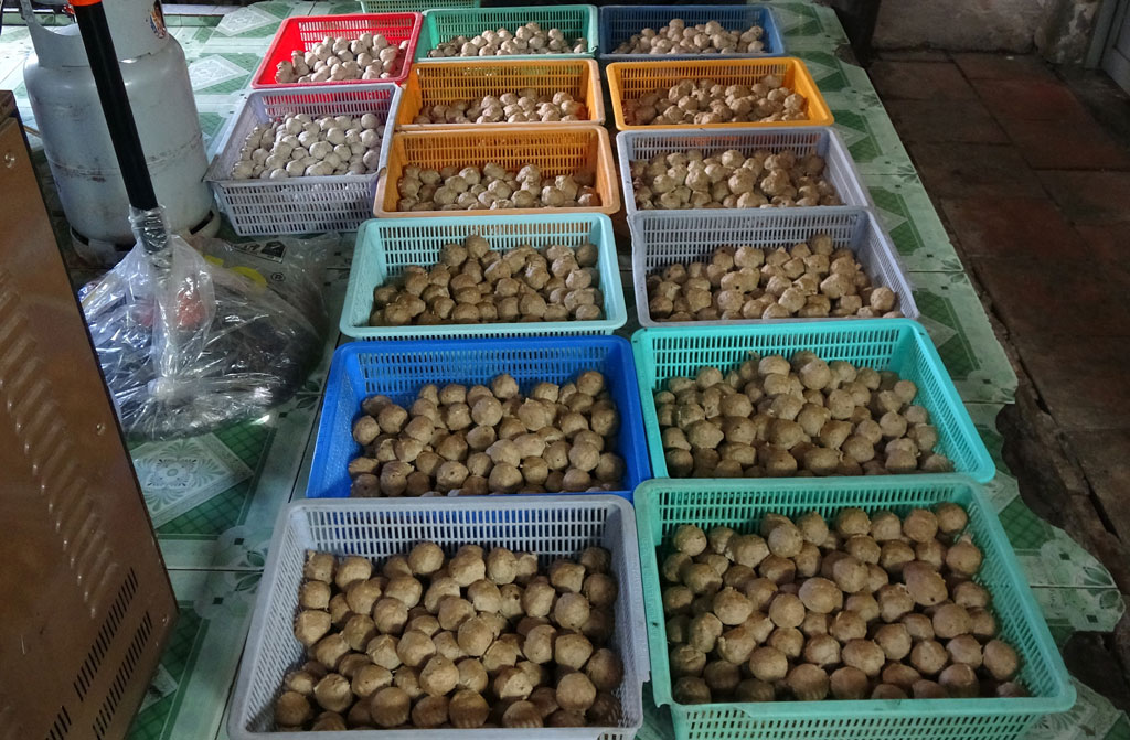 Phạt 40 triệu đồng cơ sở biến thịt thối thành bò viên