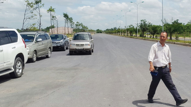 Cuối năm, dân địa ốc dập dìu ra ngoại ô