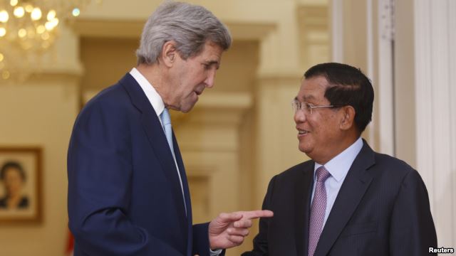 Ông Kerry gặp Thủ tướng Campuchia