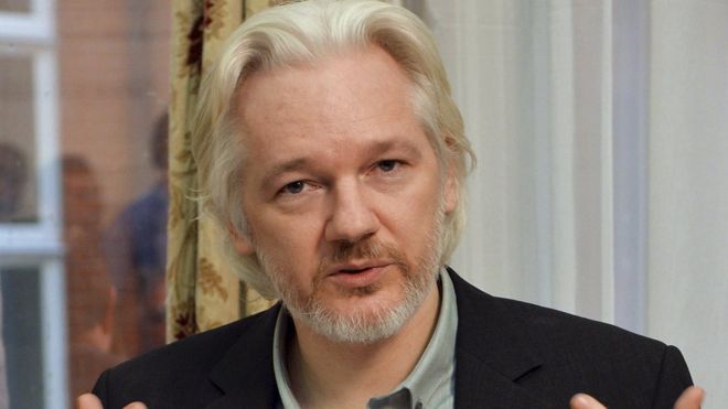 Ông chủ Wikileaks định nộp mình cho cảnh sát