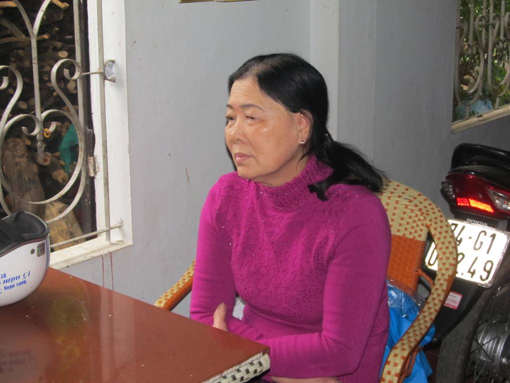 Ngang nhiên xông vào nhà dân cướp tiền, vàng