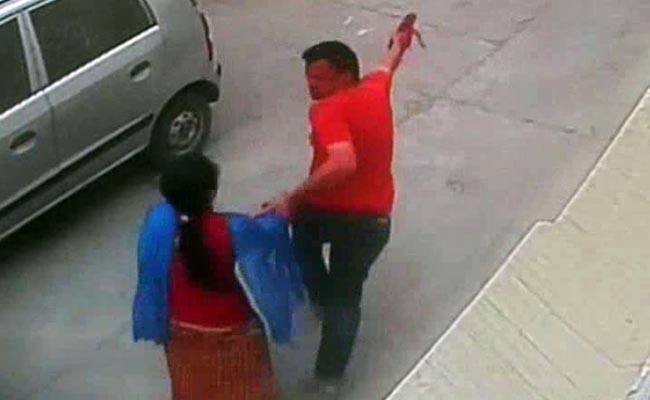 Kéo phụ nữ khỏi cửa hàng rồi cưỡng hiếp giữa ban ngày