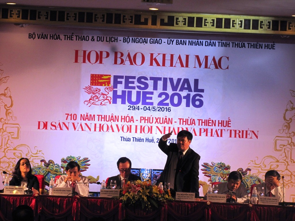 Nếu du khách bị ngộ độc, trưởng ban tổ chức Festival Huế 2016 sẽ chịu trách nhiệm
